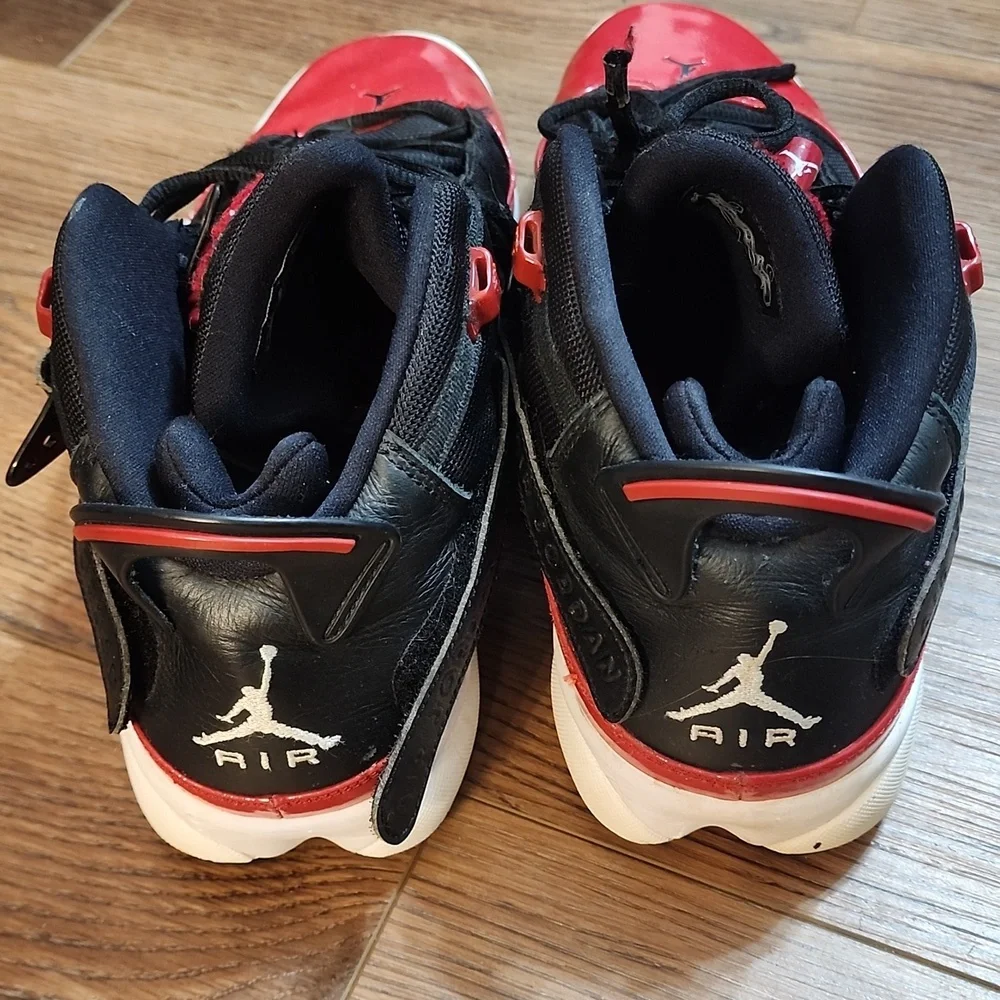 Jordan Sneakers